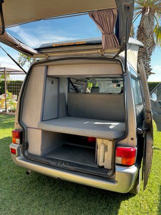 Volkswagen California T4 / 2.4D / 5V / 1994