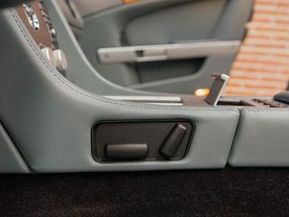 Aston martin DB9 5.9 Volante Touchtronic 2