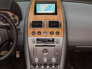 Aston martin DB9 5.9 Volante Touchtronic 2