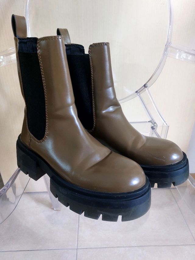 Stivaletti Chelsea marroni H e M