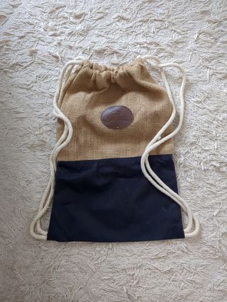 Mochila saco beige y azul