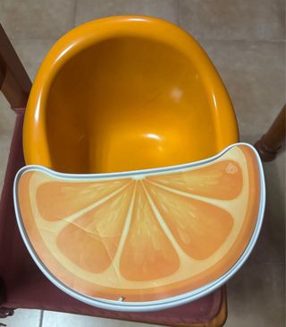 Silla bebé + bandeja naranja