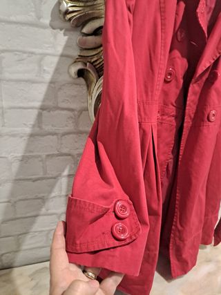 Gabardina roja - Talla 38 amplia impecable