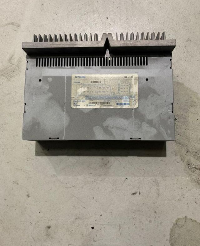 Amplificador Saab 9-3