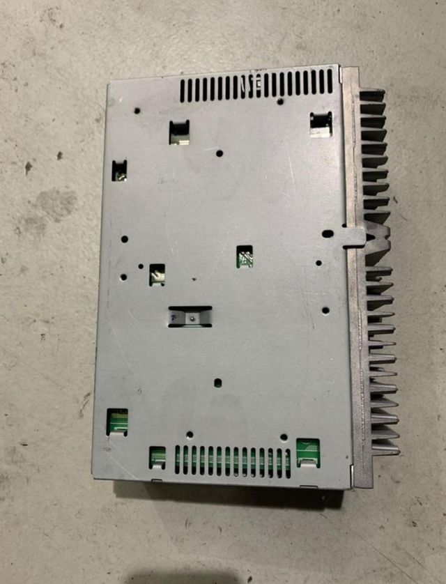 Amplificador Saab 9-3