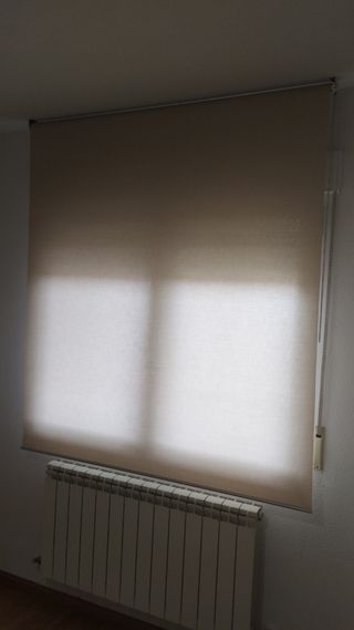 Estor enrollable beige