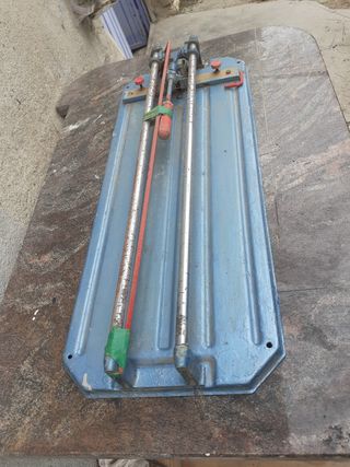 Cortadora de azulejos manual