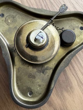 Tetera con grifo y difusor antigua