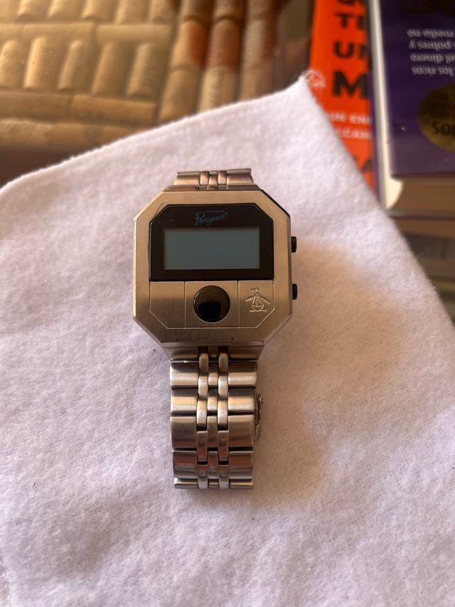 Orologio digitale Penguin vintage