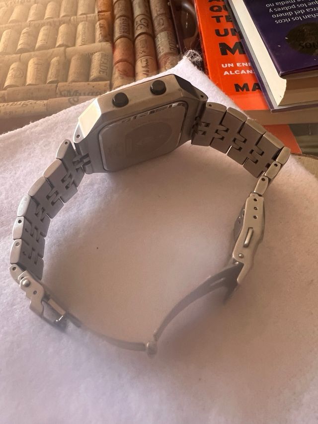 Orologio digitale Penguin vintage