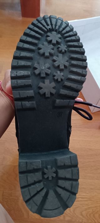 Botines Invierno Negro-Morado