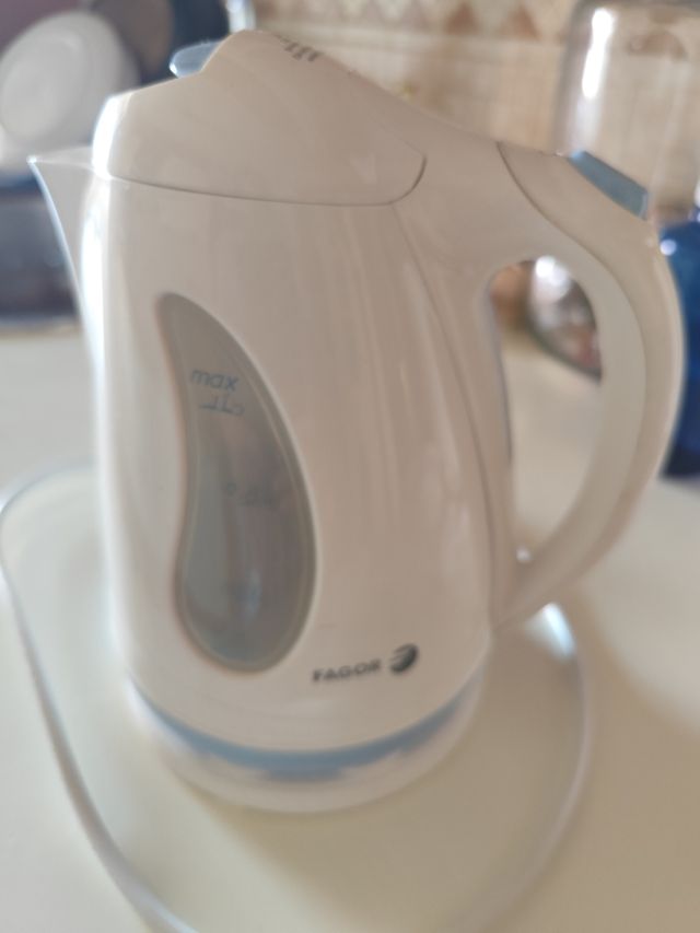 Hervidor Fagor 1L - Blanco