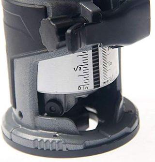 Fresadora eléctrica 710W