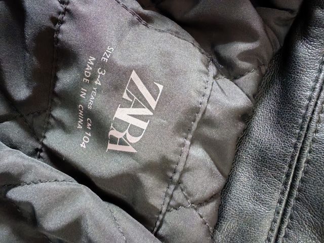 Chaqueta negra Zara niña