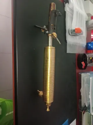 Soldador y mazo cobre antiguo