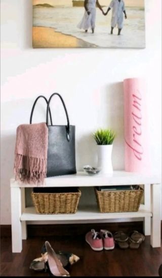 Mueble completamente nuevo sin abrir,muy práctico 