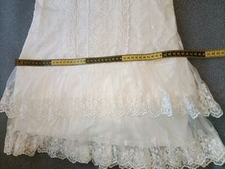 Precioso vestido verano tul bordado,como nuevo.