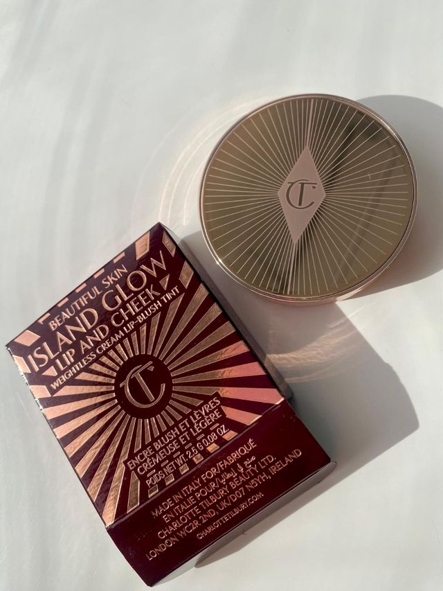 Charlotte Tilbury Beach Peach Glow 