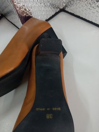 Zapato tacón piel marrón