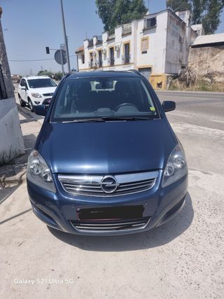 Opel Zafira 2012