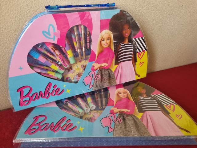 ¡Creatividad con el Maletín de Barbie!