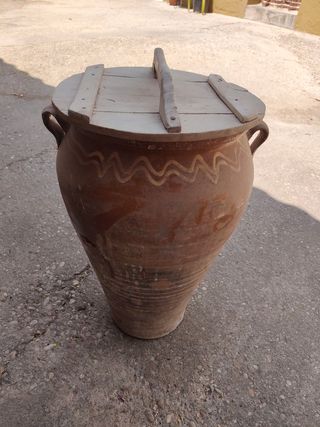 Orcilla antigua de barro