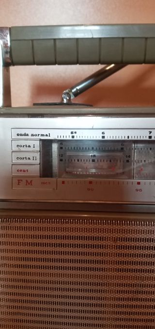 Radio transistor vintage 1175