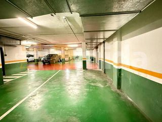 Garaje en venta en Centre en Sabadell