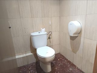 Local comercial en venta en Almeda - El Corte Inglés en Cornellà de Llobregat