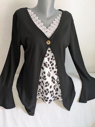 Chaqueta negra c/top leopardo