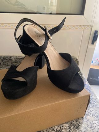 Sandalias plataforma BENINI negras - 37