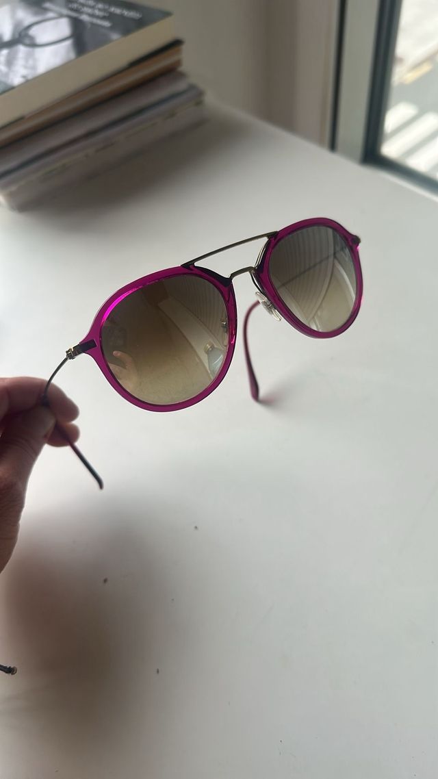 Rayban: Gafas sol púrpuras