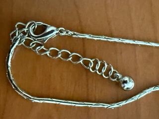 Collar bolas con pedientes color plata. Nuevo