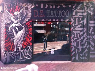 Escultura mural GRAFFITI 3D relieve yeso