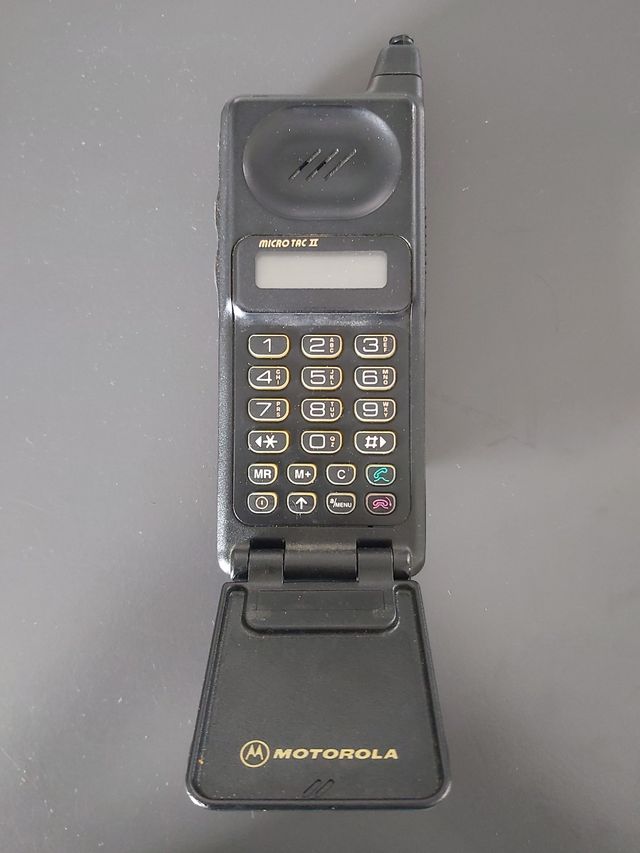 Motorola Micro TAC 2 - Telefono Vintage