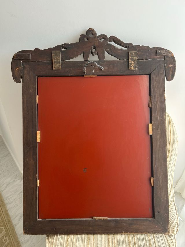 Espejo antiguo dorado con marco de madera