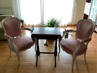 Conjunto sillas y mesa antigua