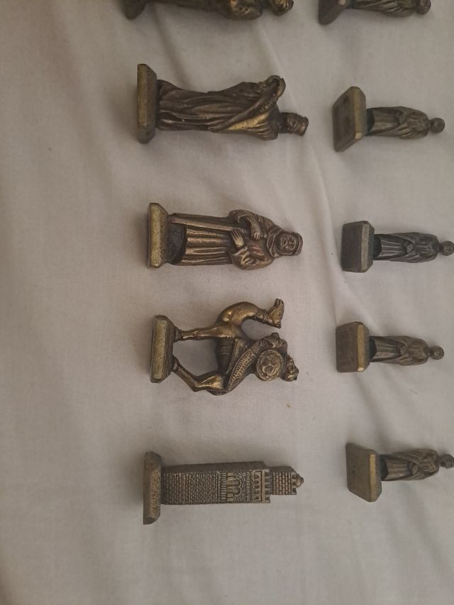 Ajedrez vintage metal 32 piezas