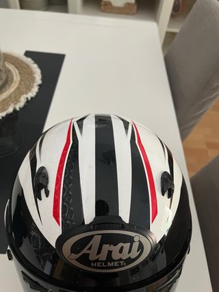 Casco Arai Quantic