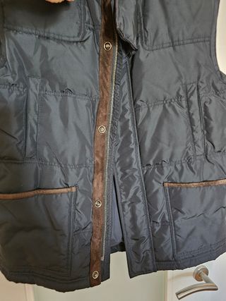 Chaleco Massimo Duti negro. Nylon/Plumon. Nuevo