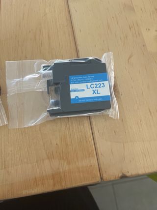 4 Cartuchos LC223XL | Tinta negra y cian
