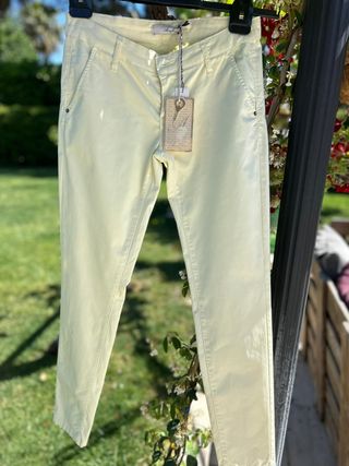 Pantaloni Anykey giallo Tg.40