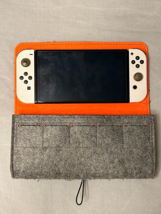 Nintendo Switch OLED Blanca y Negra