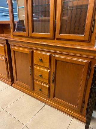 Vitrina madera miel - Mueble expositor