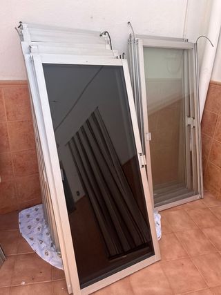 7 parejas de ventanas de aluminio con cristal  sin
