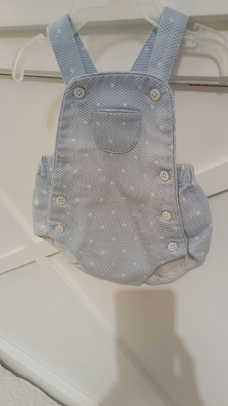 Pelele bebé azul lunares. De 3 a 6 meses.