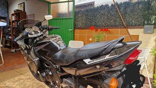 Suzuki GS500F (2004) - Moto