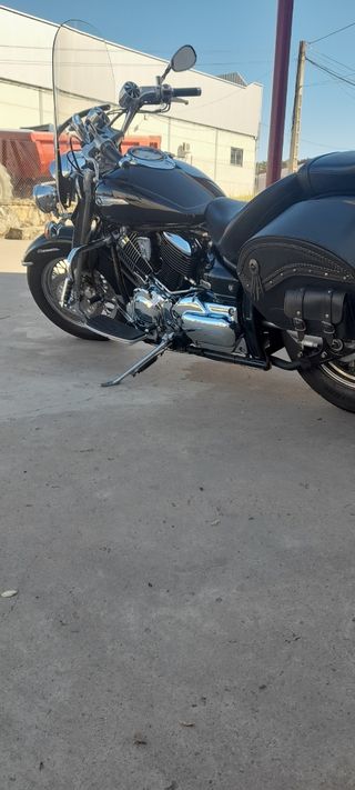 Yamaha XVS 1100 DragStar