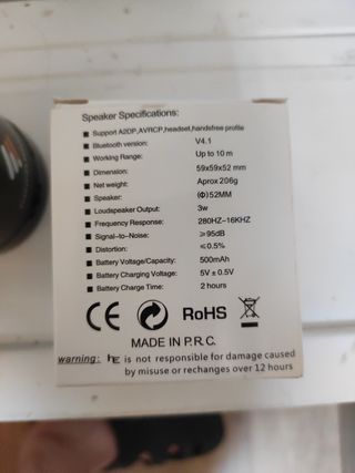 Mini Altavoz Bluetooth y Mini Radio.