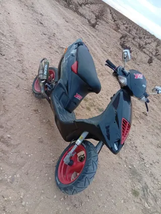 Piaggio NRG - Scooter